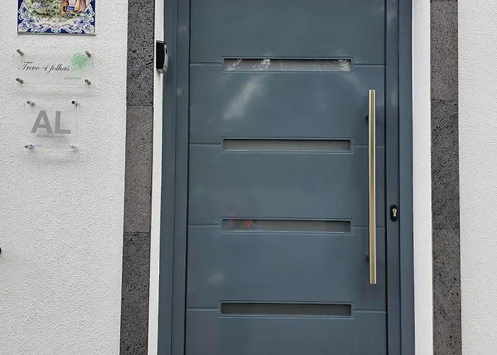 Casa Trevo De 4 Folhas פורנס